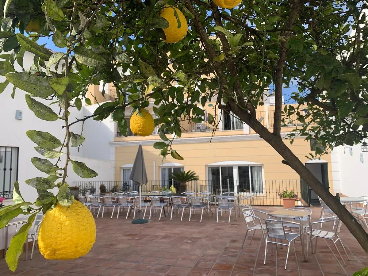 Apartamentos Nerjaluna