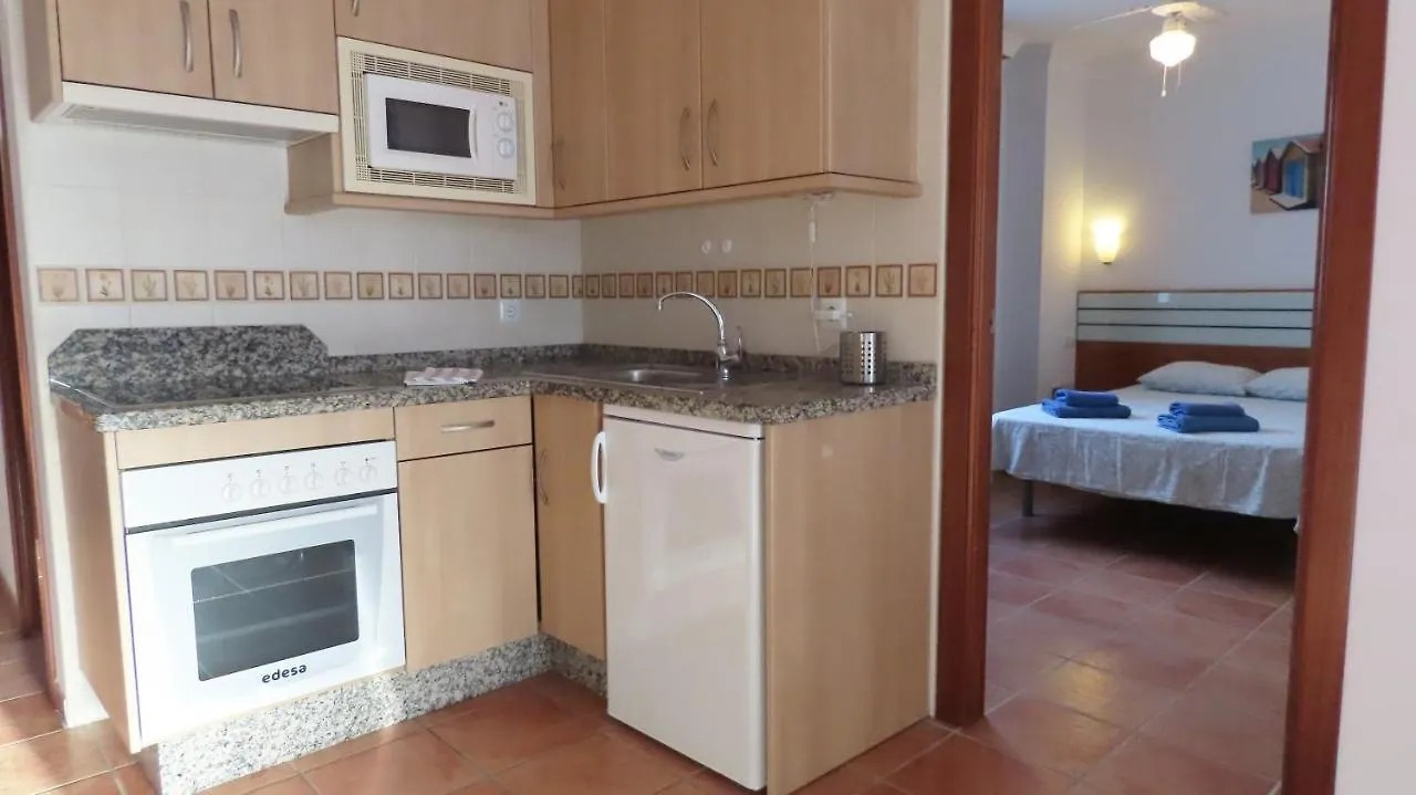 Apartamentos Nerjaluna Lägenhet