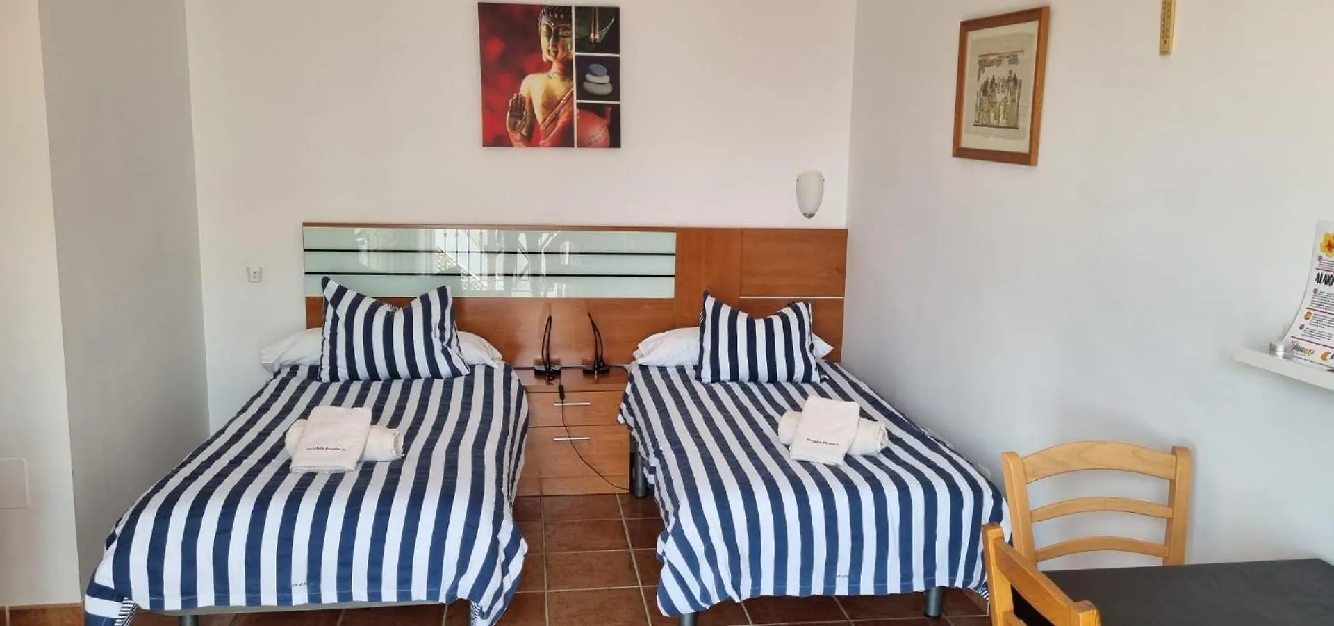 Apartamentos Nerjaluna