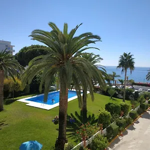 Carabeo I 18 Menyber Apartment