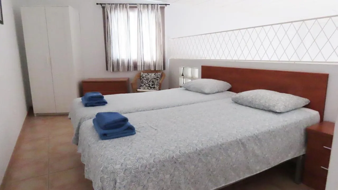 Apartamentos Nerjaluna Διαμέρισμα